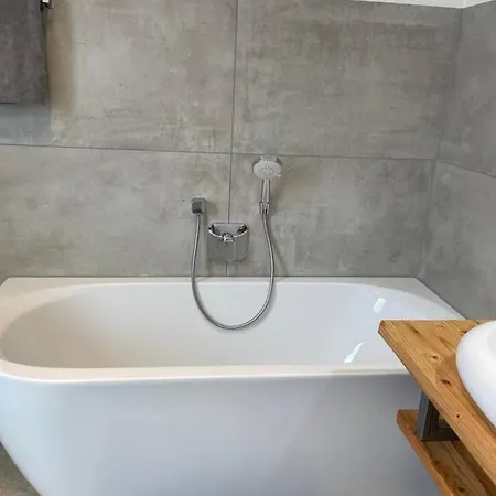 Stadtvilla דירה *